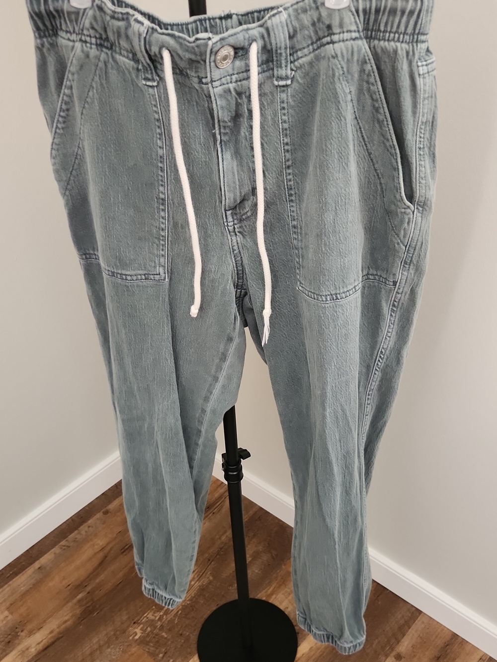 American Eagle Women's Jogger Jean Pants Washed Sage Green Gray Size 8